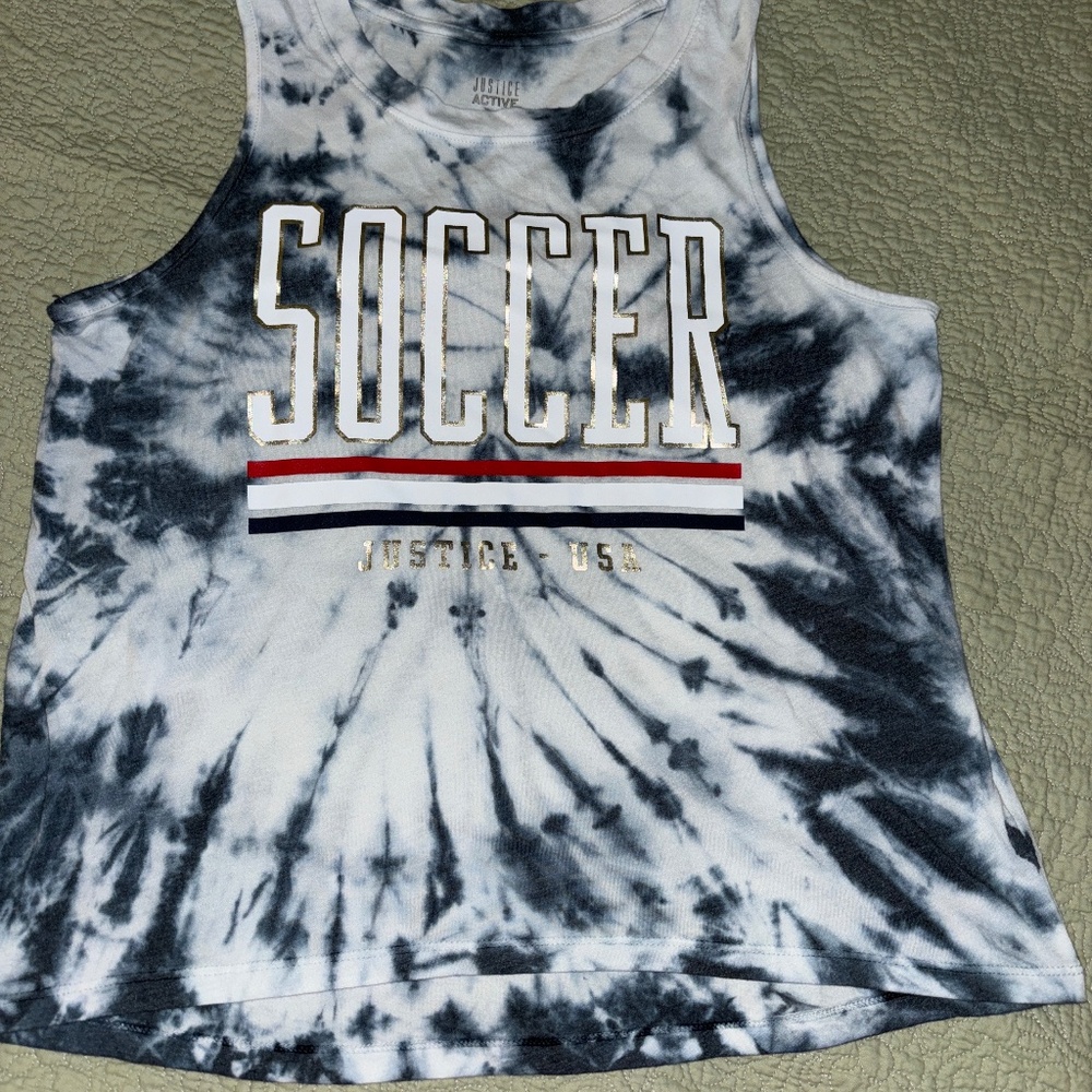 Girl’s Justice tie dye blue tank top, size 14/16